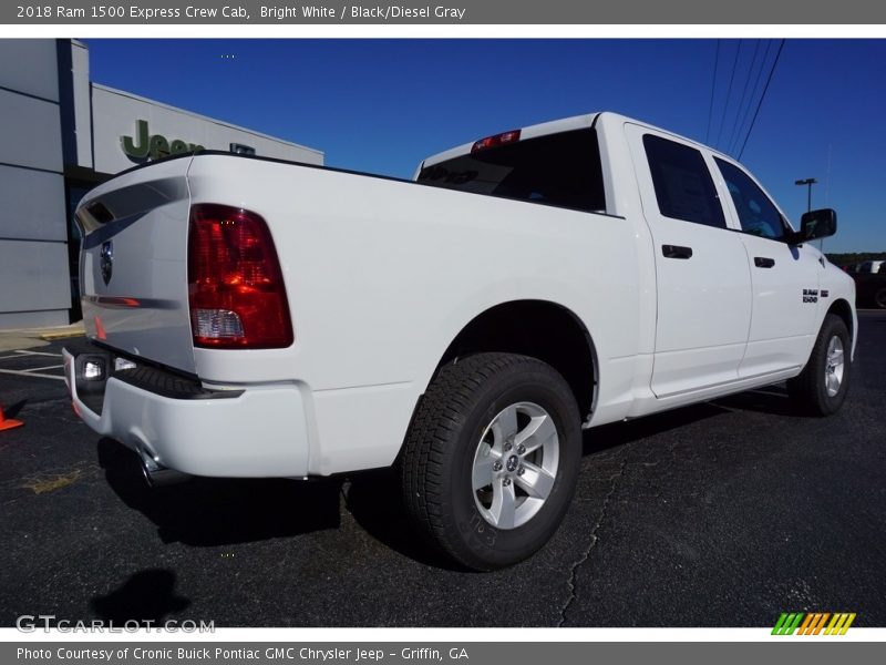 Bright White / Black/Diesel Gray 2018 Ram 1500 Express Crew Cab