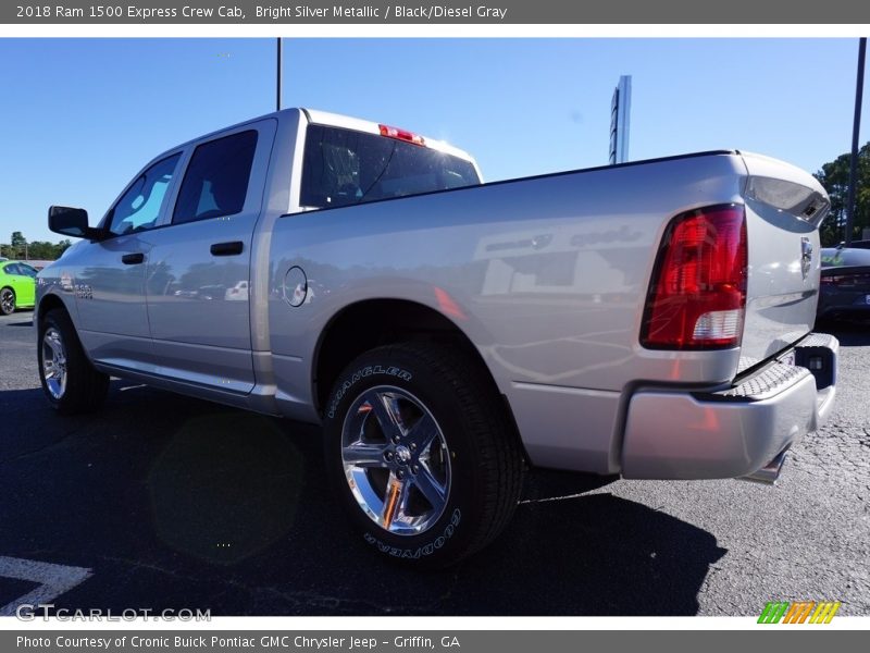 Bright Silver Metallic / Black/Diesel Gray 2018 Ram 1500 Express Crew Cab
