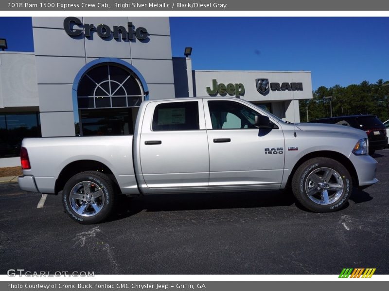 Bright Silver Metallic / Black/Diesel Gray 2018 Ram 1500 Express Crew Cab