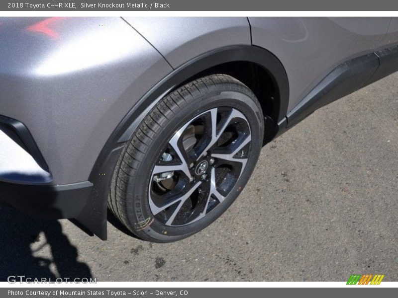 Silver Knockout Metallic / Black 2018 Toyota C-HR XLE
