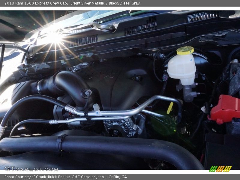 Bright Silver Metallic / Black/Diesel Gray 2018 Ram 1500 Express Crew Cab