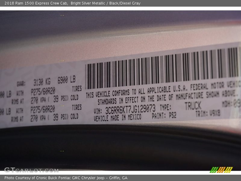 Bright Silver Metallic / Black/Diesel Gray 2018 Ram 1500 Express Crew Cab