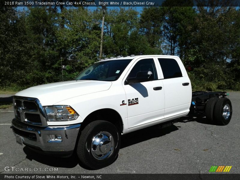 Bright White / Black/Diesel Gray 2018 Ram 3500 Tradesman Crew Cab 4x4 Chassis