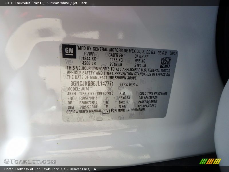 Summit White / Jet Black 2018 Chevrolet Trax LS