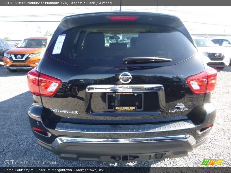Magnetic Black / Almond 2018 Nissan Pathfinder Platinum 4x4