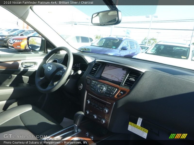 Brilliant Silver / Charcoal 2018 Nissan Pathfinder Platinum 4x4