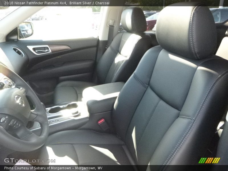 Brilliant Silver / Charcoal 2018 Nissan Pathfinder Platinum 4x4