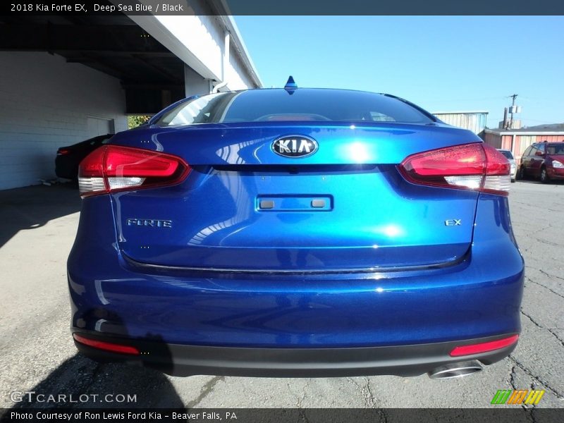 Deep Sea Blue / Black 2018 Kia Forte EX