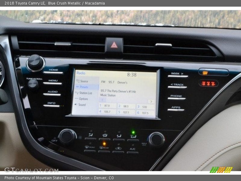 Blue Crush Metallic / Macadamia 2018 Toyota Camry LE