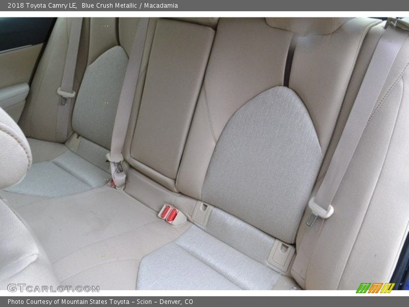 Blue Crush Metallic / Macadamia 2018 Toyota Camry LE