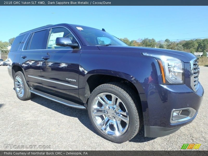 Front 3/4 View of 2018 Yukon SLT 4WD