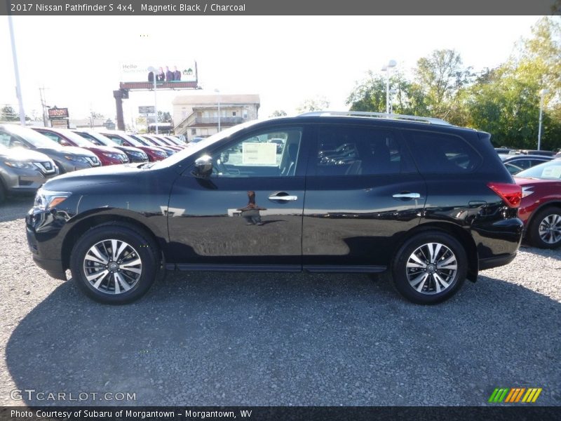 Magnetic Black / Charcoal 2017 Nissan Pathfinder S 4x4