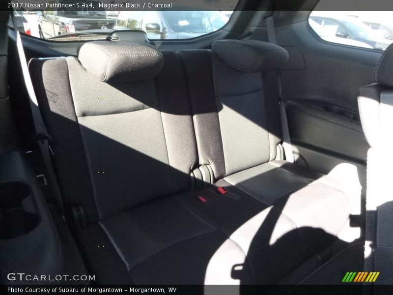 Magnetic Black / Charcoal 2017 Nissan Pathfinder S 4x4