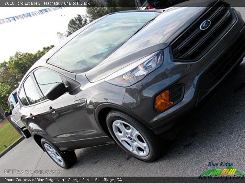 Magnetic / Charcoal Black 2018 Ford Escape S