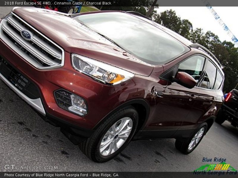 Cinnamon Glaze / Charcoal Black 2018 Ford Escape SE 4WD