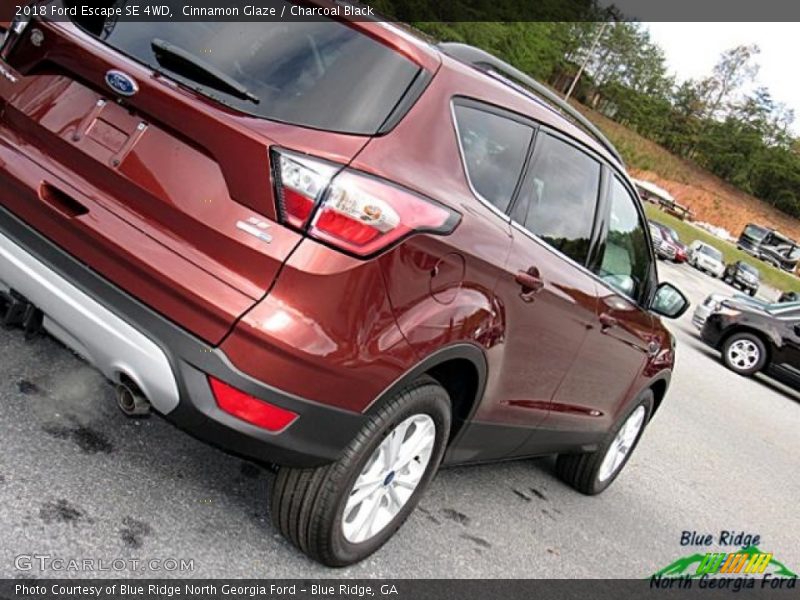 Cinnamon Glaze / Charcoal Black 2018 Ford Escape SE 4WD