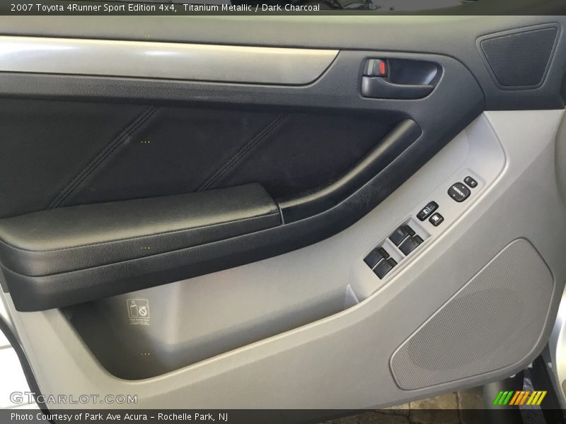 Titanium Metallic / Dark Charcoal 2007 Toyota 4Runner Sport Edition 4x4