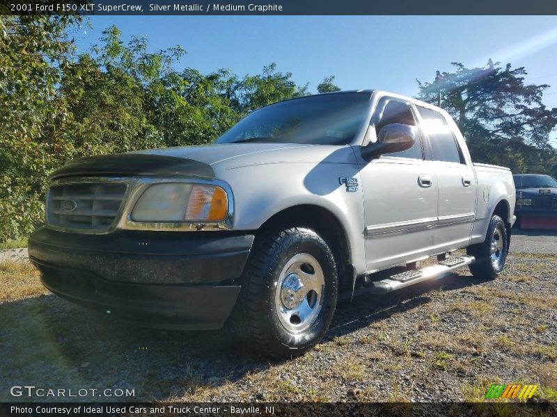 Silver Metallic / Medium Graphite 2001 Ford F150 XLT SuperCrew