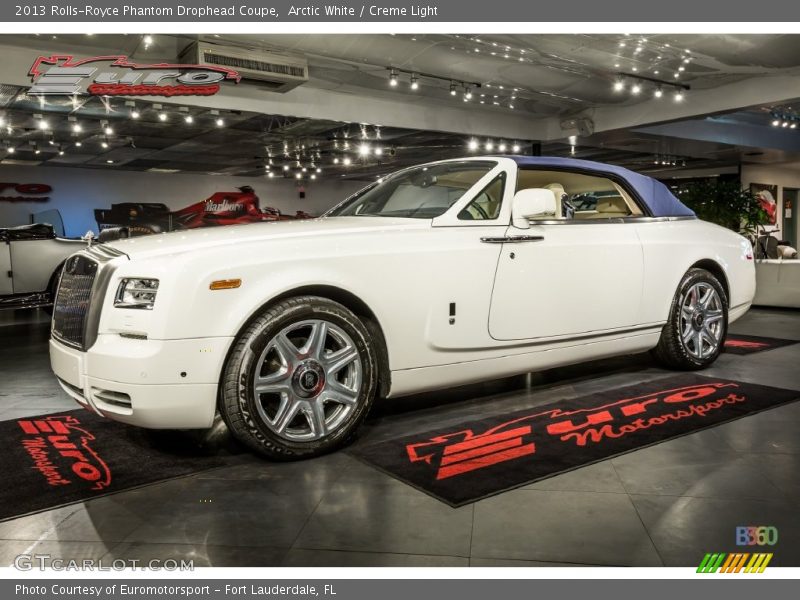 Arctic White / Creme Light 2013 Rolls-Royce Phantom Drophead Coupe