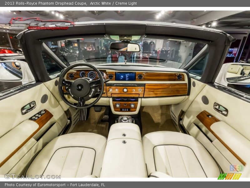 Arctic White / Creme Light 2013 Rolls-Royce Phantom Drophead Coupe