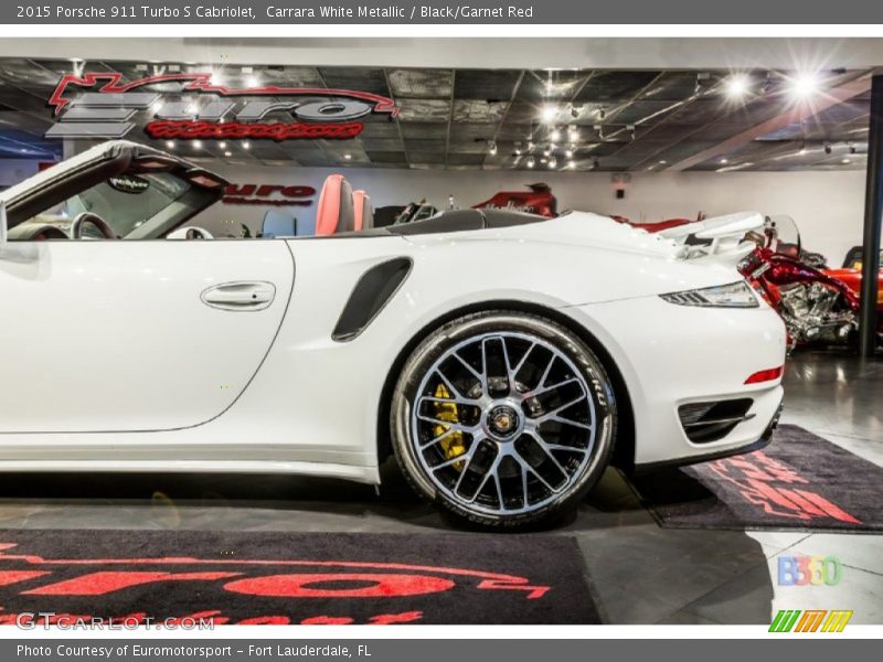 Carrara White Metallic / Black/Garnet Red 2015 Porsche 911 Turbo S Cabriolet