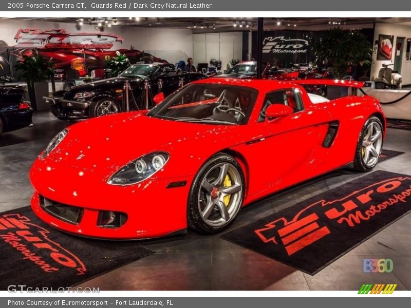 Guards Red / Dark Grey Natural Leather 2005 Porsche Carrera GT