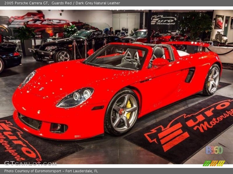 Guards Red / Dark Grey Natural Leather 2005 Porsche Carrera GT