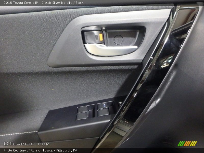 Classic Silver Metallic / Black 2018 Toyota Corolla iM