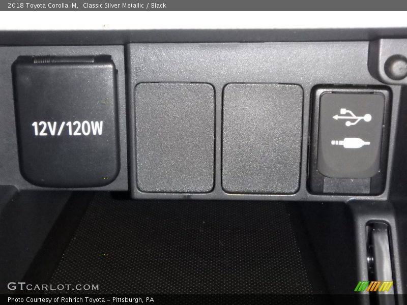Classic Silver Metallic / Black 2018 Toyota Corolla iM