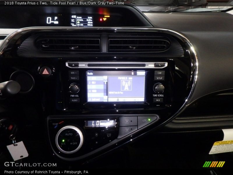 Tide Pool Pearl / Blue/Dark Gray Two-Tone 2018 Toyota Prius c Two