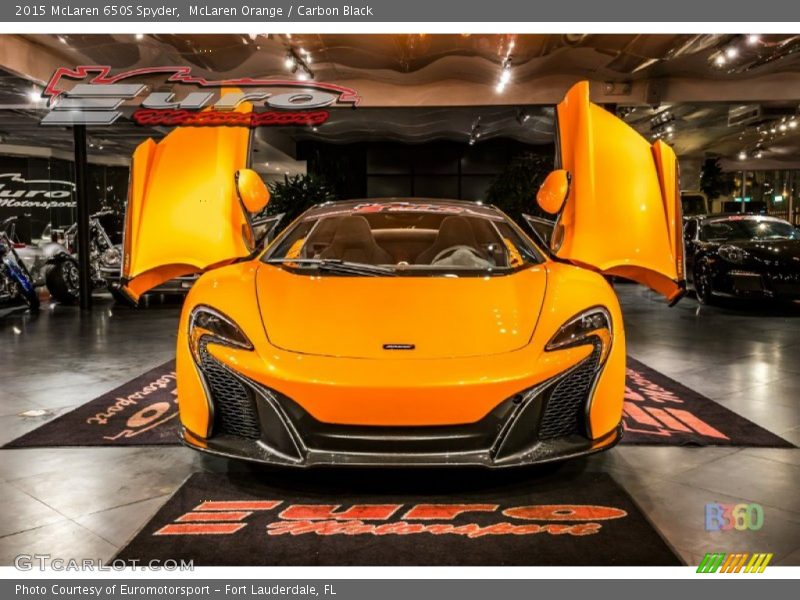 McLaren Orange / Carbon Black 2015 McLaren 650S Spyder