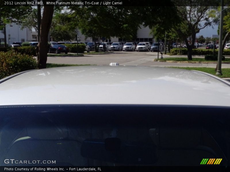 White Platinum Metallic Tri-Coat / Light Camel 2012 Lincoln MKZ FWD