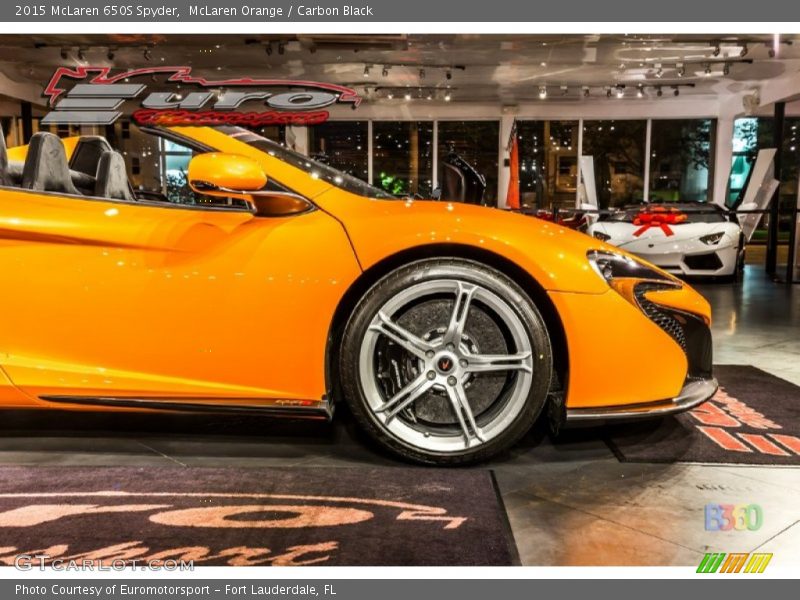 McLaren Orange / Carbon Black 2015 McLaren 650S Spyder