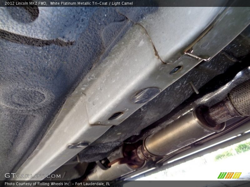 White Platinum Metallic Tri-Coat / Light Camel 2012 Lincoln MKZ FWD