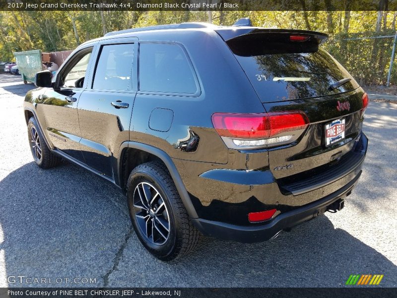 Diamond Black Crystal Pearl / Black 2017 Jeep Grand Cherokee Trailhawk 4x4