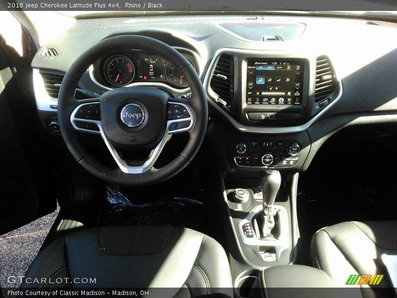 Rhino / Black 2018 Jeep Cherokee Latitude Plus 4x4