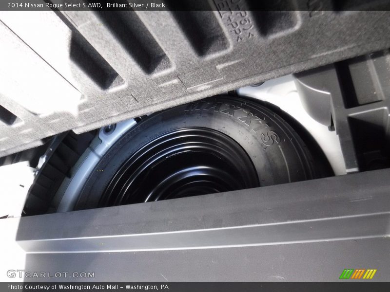 Brilliant Silver / Black 2014 Nissan Rogue Select S AWD