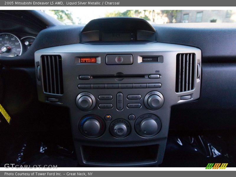 Liquid Silver Metallic / Charcoal 2005 Mitsubishi Endeavor LS AWD