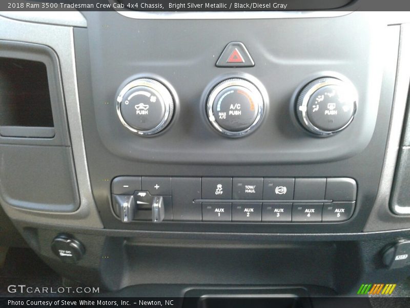 Bright Silver Metallic / Black/Diesel Gray 2018 Ram 3500 Tradesman Crew Cab 4x4 Chassis