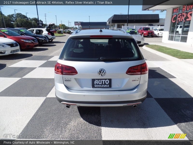Reflex Silver Metallic / Titan Black 2017 Volkswagen Golf Alltrack SE 4Motion