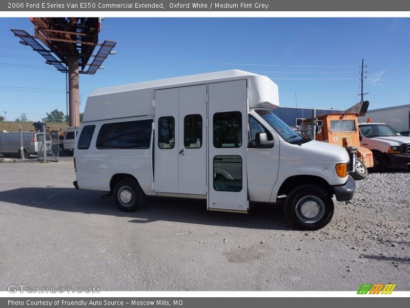 Oxford White / Medium Flint Grey 2006 Ford E Series Van E350 Commercial Extended