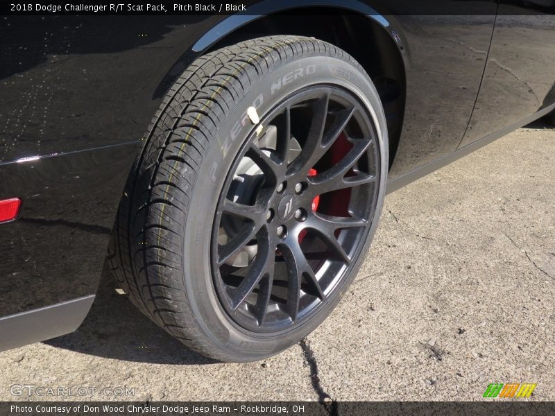 Pitch Black / Black 2018 Dodge Challenger R/T Scat Pack