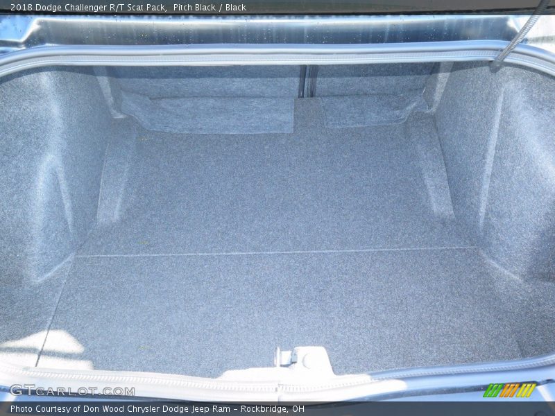 Pitch Black / Black 2018 Dodge Challenger R/T Scat Pack