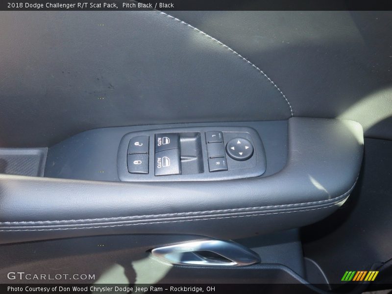 Pitch Black / Black 2018 Dodge Challenger R/T Scat Pack