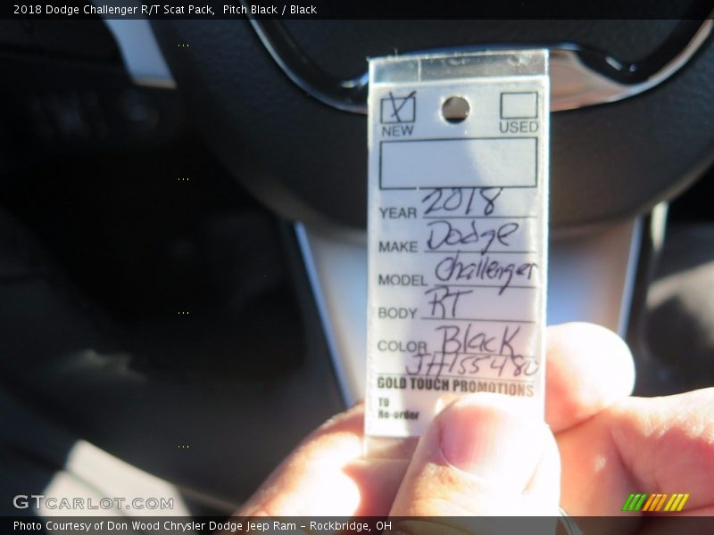 Pitch Black / Black 2018 Dodge Challenger R/T Scat Pack