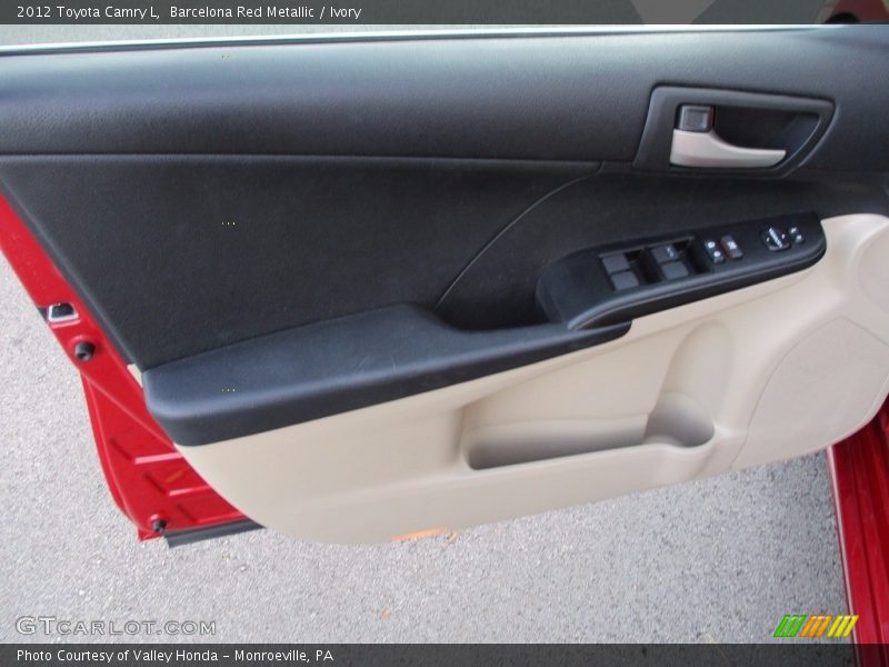 Barcelona Red Metallic / Ivory 2012 Toyota Camry L