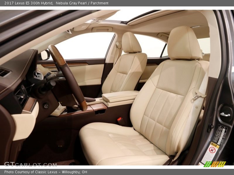 Nebula Gray Pearl / Parchment 2017 Lexus ES 300h Hybrid
