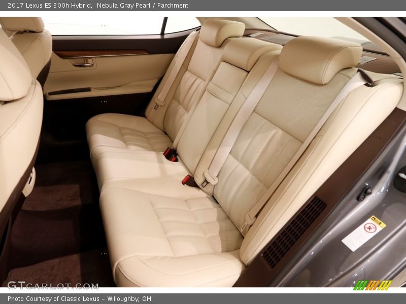 Nebula Gray Pearl / Parchment 2017 Lexus ES 300h Hybrid