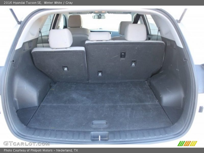 Winter White / Gray 2016 Hyundai Tucson SE
