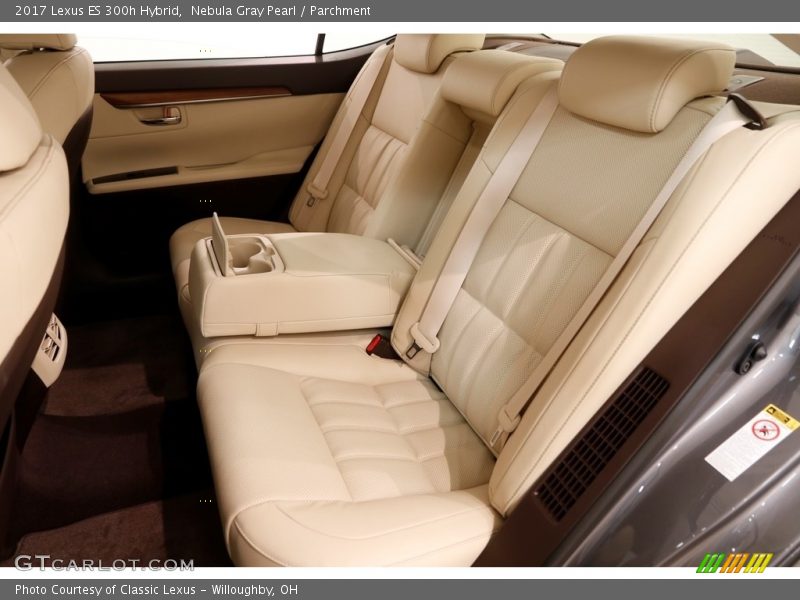 Nebula Gray Pearl / Parchment 2017 Lexus ES 300h Hybrid